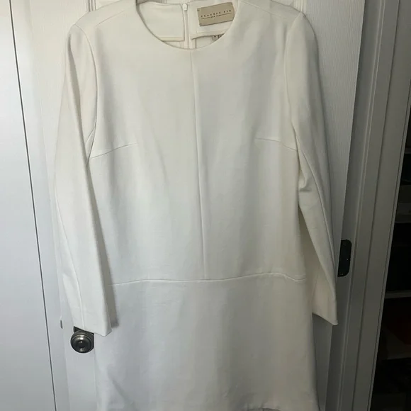 Classic Six Twiggy Dress in Ivory size 8 - Picture 4 of 5
